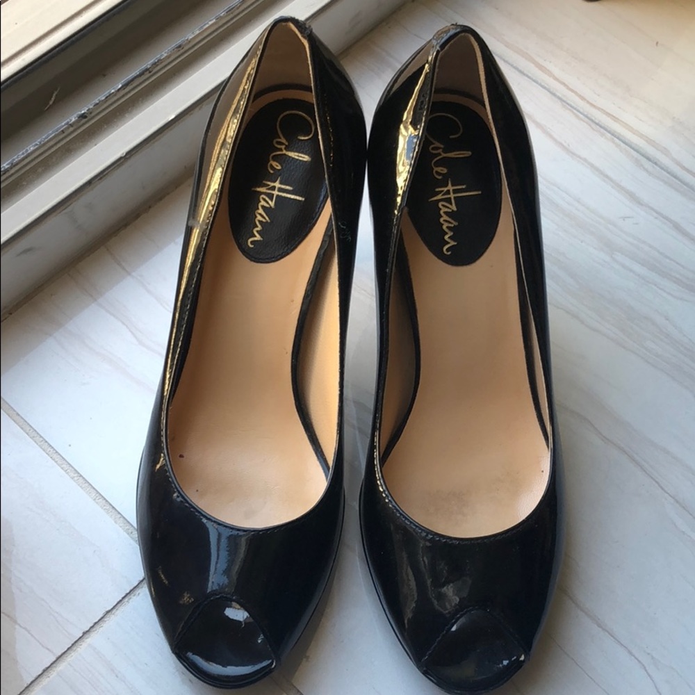 Cole Haan Patent Leather pumps